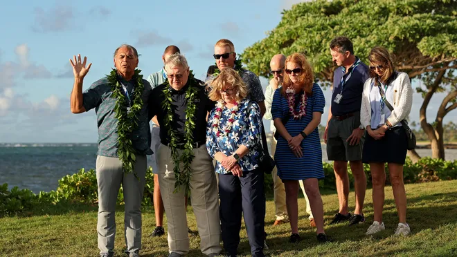 Grayson Murray receives Hawaiian blessing at Sony Open Ceremony